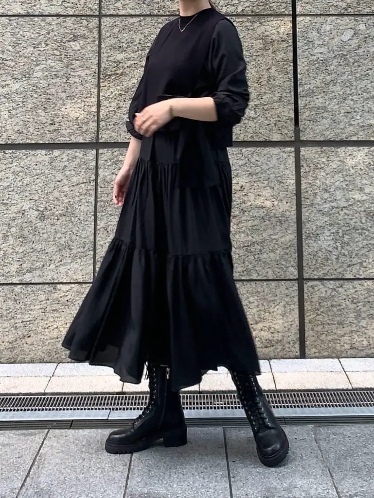 GRACE CONTINENTAL The Banquet 日笠　雅 コーディネート画像