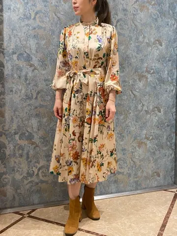 GRACE CONTINENTAL The Banquet 泉　智子 コーディネート画像