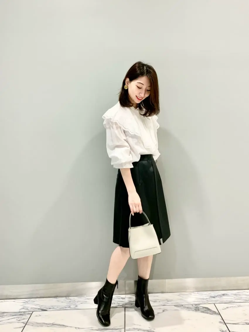 GRACE CONTINENTAL The Banquet eri コーディネート画像