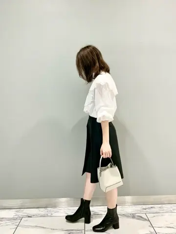 GRACE CONTINENTAL The Banquet eri コーディネート画像