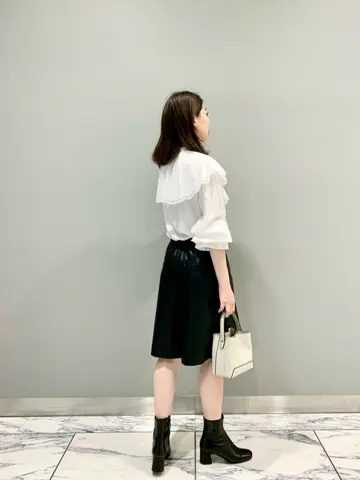 GRACE CONTINENTAL The Banquet eri コーディネート画像