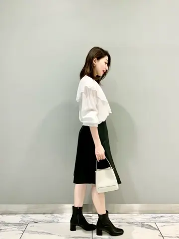 GRACE CONTINENTAL The Banquet eri コーディネート画像