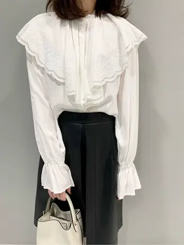 GRACE CONTINENTAL The Banquet eri コーディネート画像