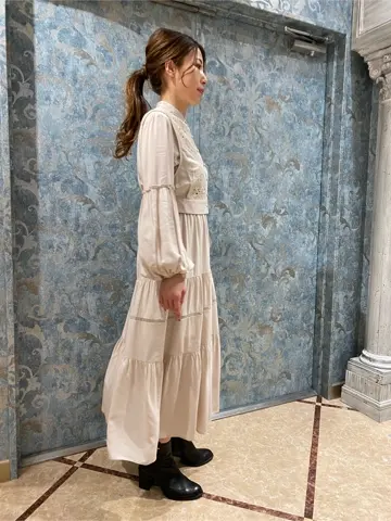 GRACE CONTINENTAL The Banquet 泉　智子 コーディネート画像