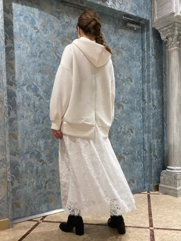 GRACE CONTINENTAL The Banquet 泉　智子 コーディネート画像