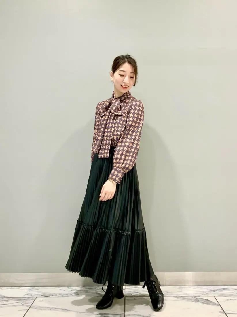 GRACE CONTINENTAL The Banquet eri コーディネート画像