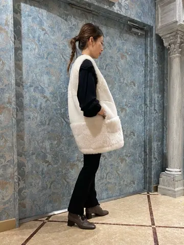 GRACE CONTINENTAL The Banquet 泉　智子 コーディネート画像