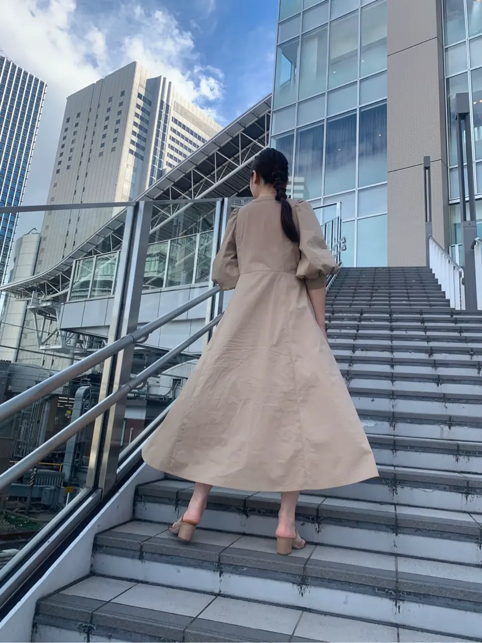 GRACE CONTINENTAL The Banquet 日笠　雅 コーディネート画像