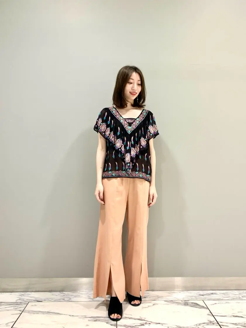 GRACE CONTINENTAL The Banquet eri コーディネート画像