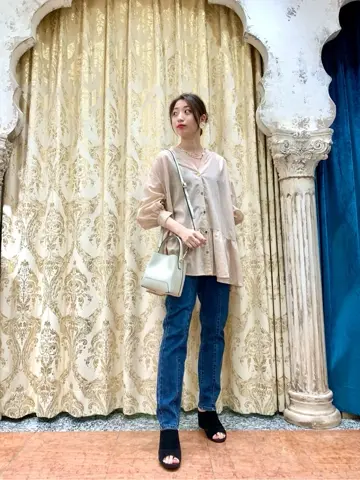 GRACE CONTINENTAL The Banquet eri コーディネート画像