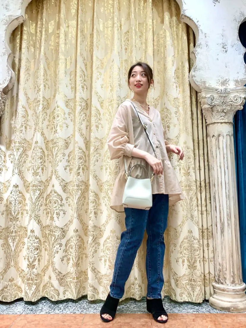 GRACE CONTINENTAL The Banquet eri コーディネート画像