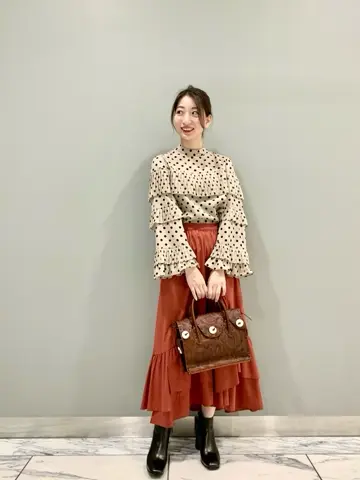 GRACE CONTINENTAL The Banquet eri コーディネート画像