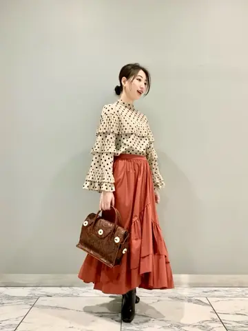 GRACE CONTINENTAL The Banquet eri コーディネート画像