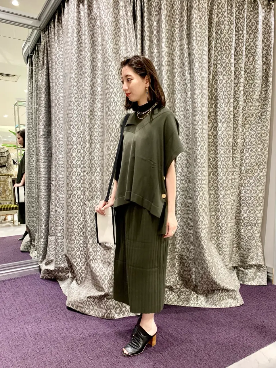 GRACE CONTINENTAL The Banquet eri コーディネート画像