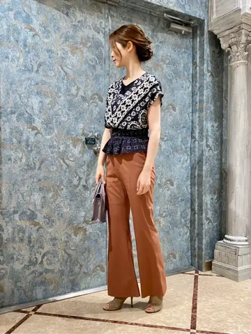 GRACE CONTINENTAL The Banquet Aya. コーディネート画像