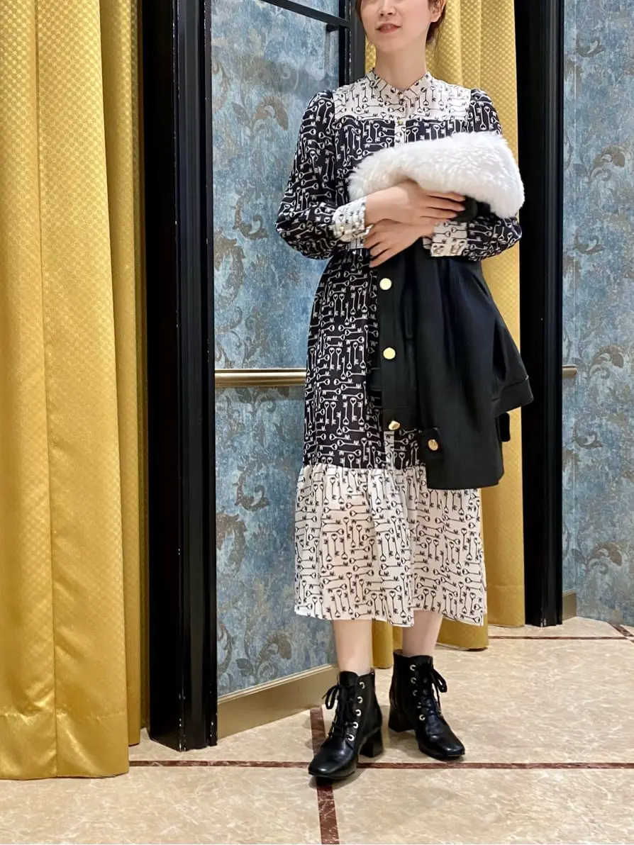 GRACE CONTINENTAL The Banquet Aya. コーディネート画像