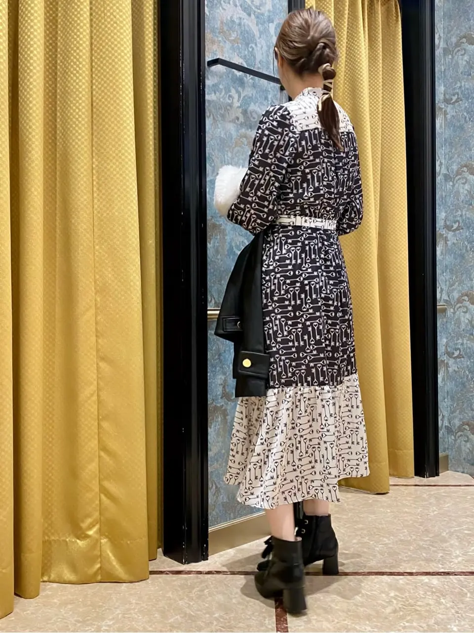 GRACE CONTINENTAL The Banquet Aya. コーディネート画像