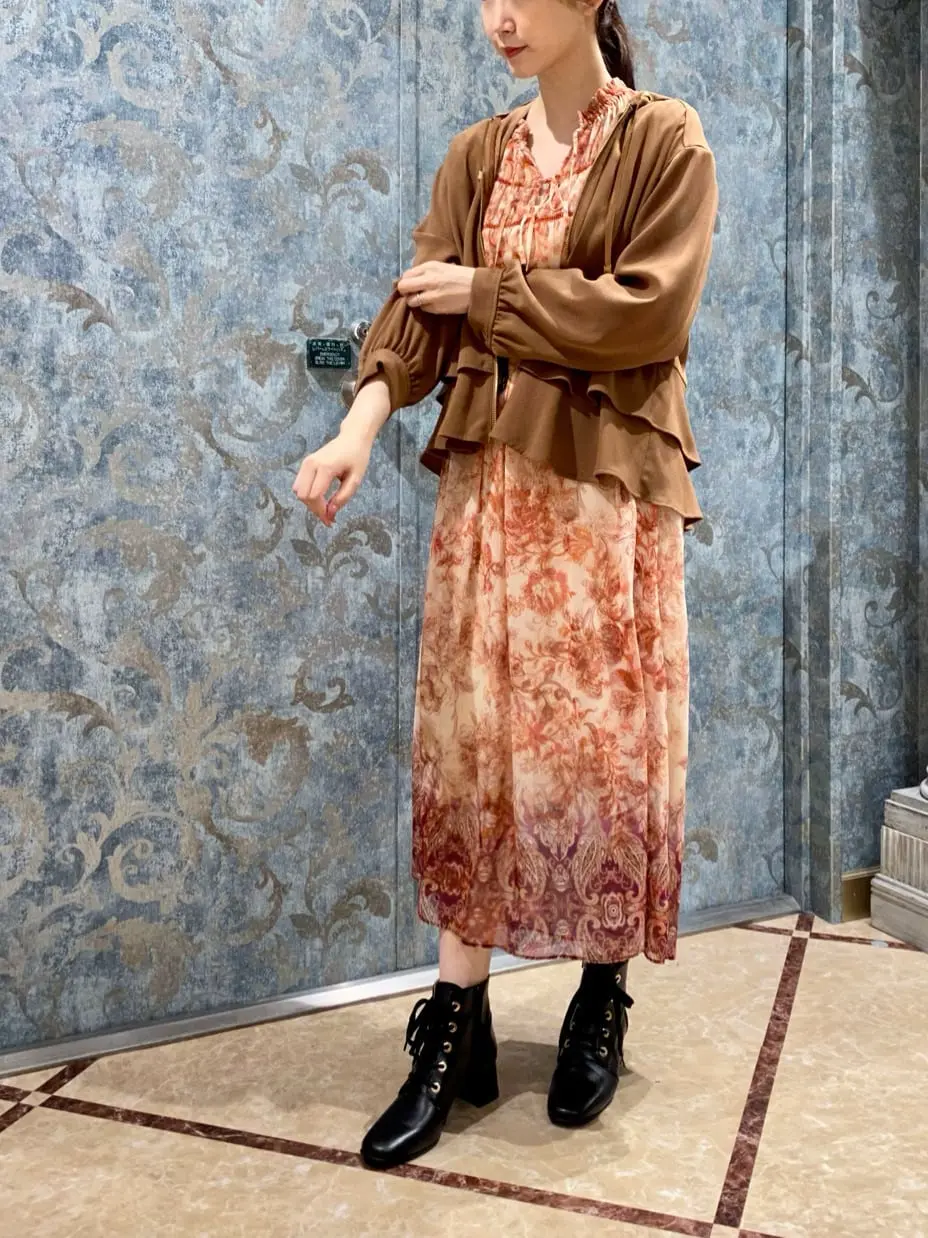 GRACE CONTINENTAL The Banquet Aya. コーディネート画像