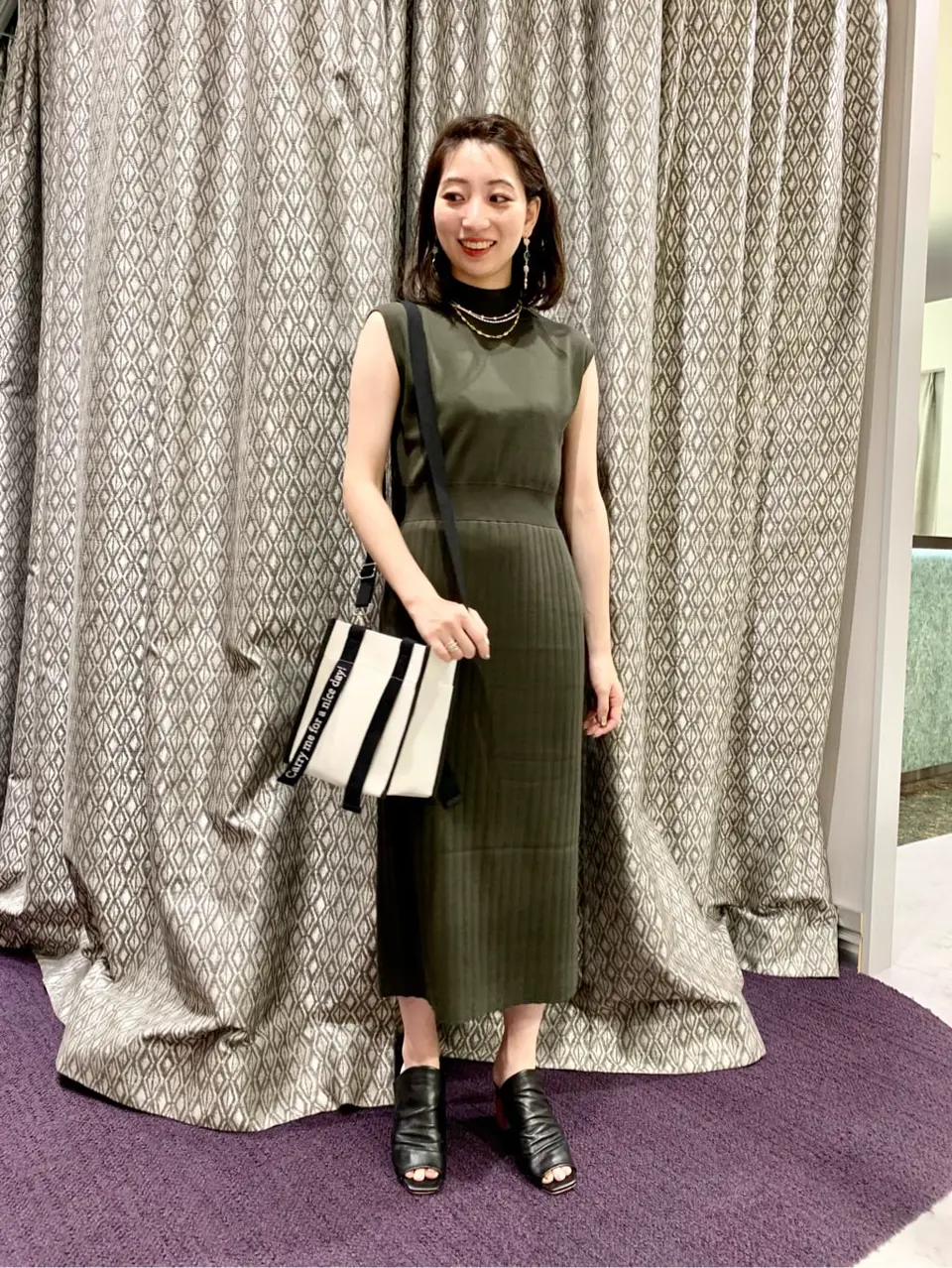 GRACE CONTINENTAL The Banquet eri コーディネート画像