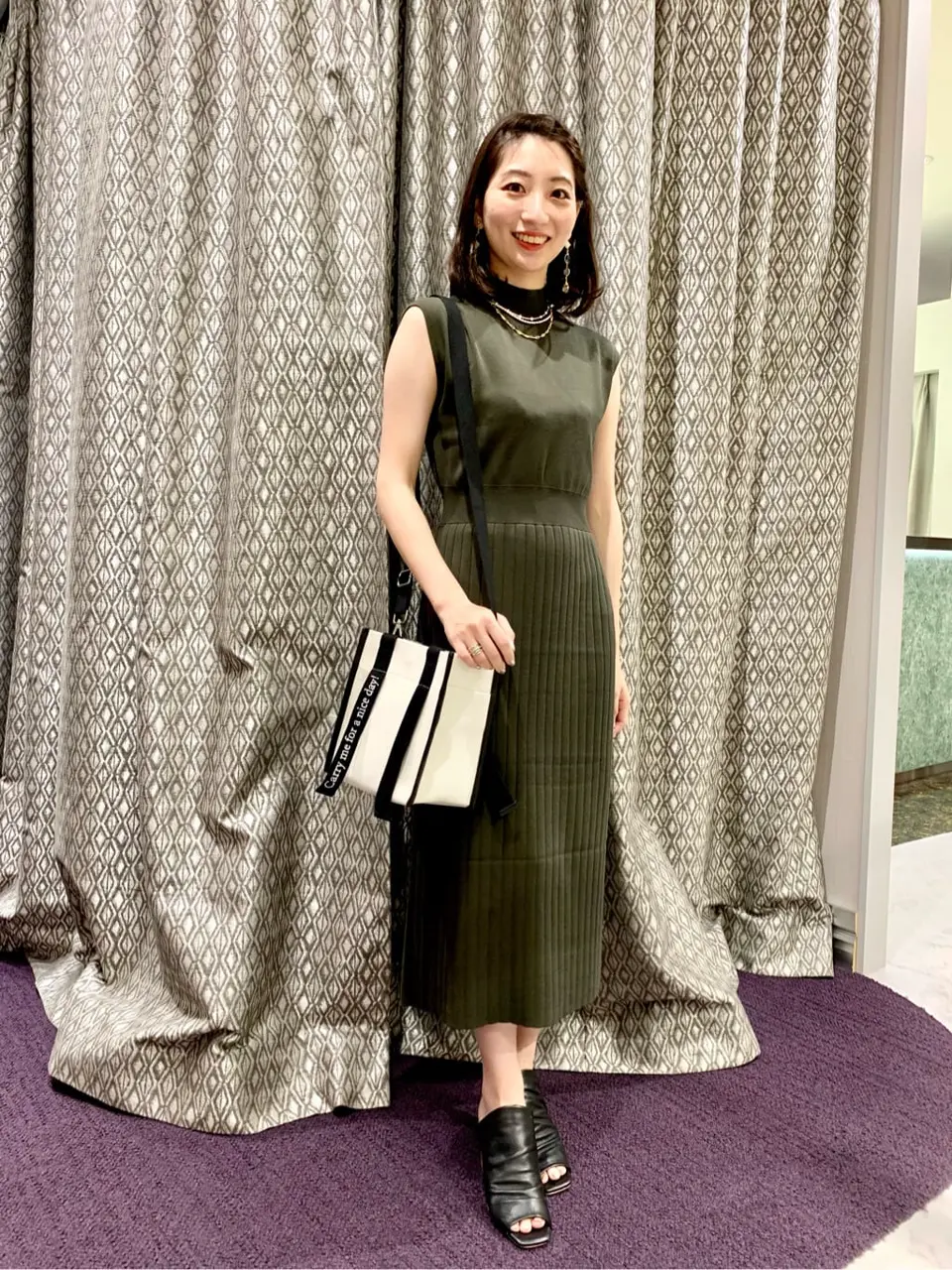 GRACE CONTINENTAL The Banquet eri コーディネート画像