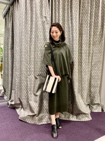 GRACE CONTINENTAL The Banquet eri コーディネート画像