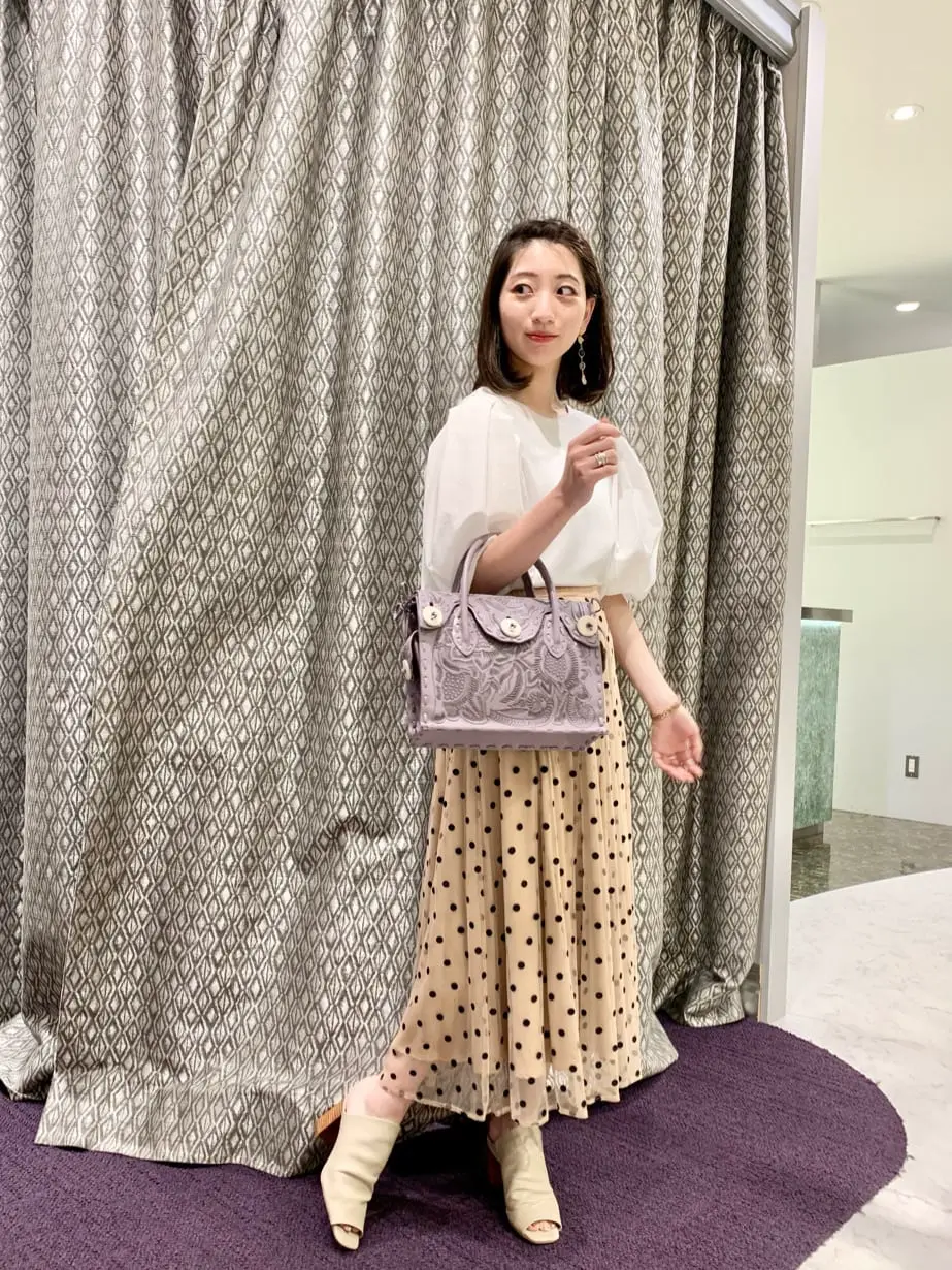 GRACE CONTINENTAL The Banquet eri コーディネート画像