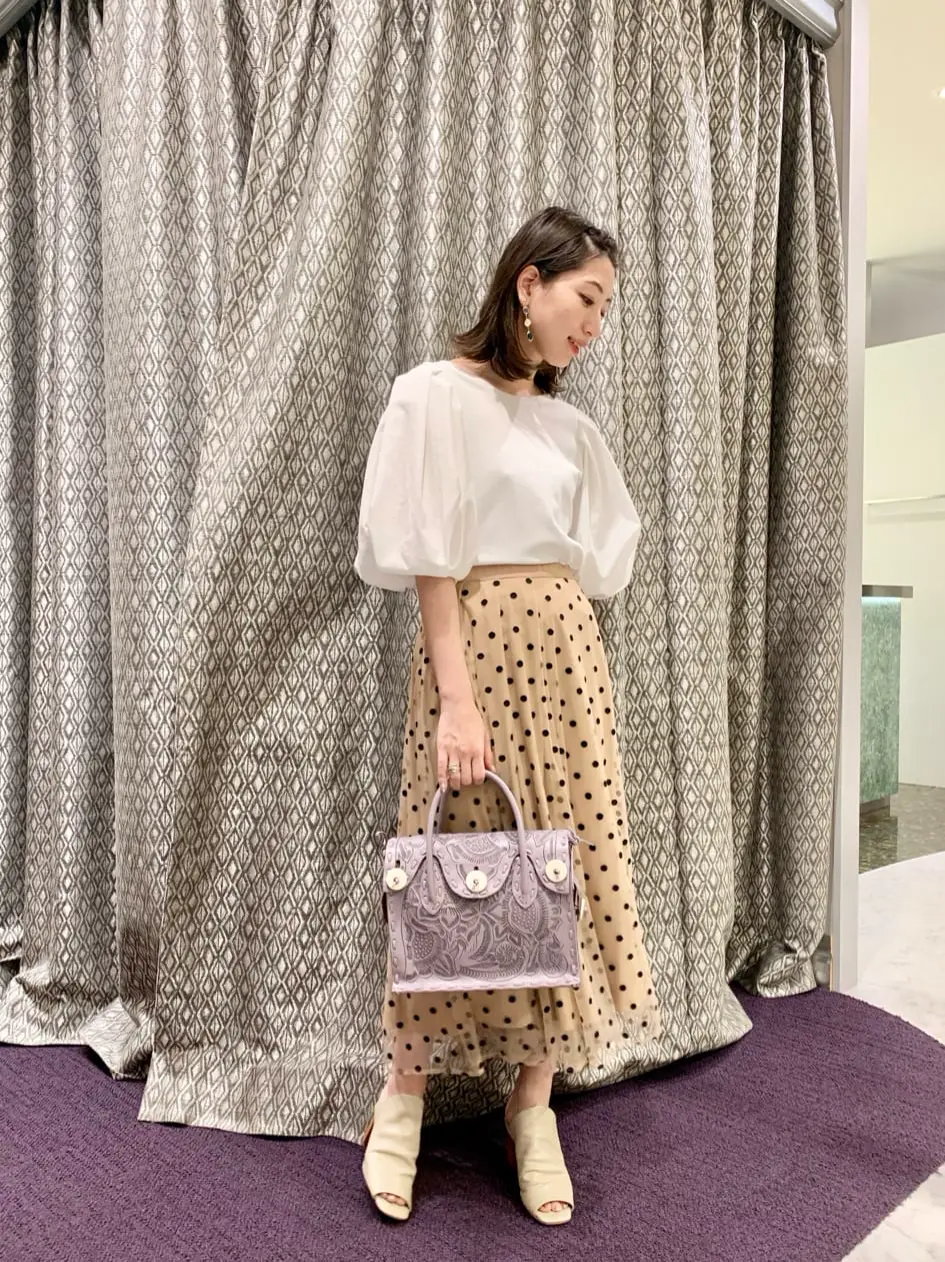 GRACE CONTINENTAL The Banquet eri コーディネート画像