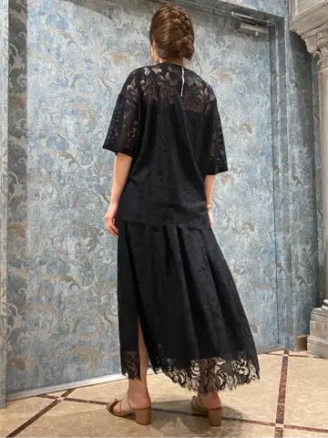 GRACE CONTINENTAL The Banquet 泉　智子 コーディネート画像