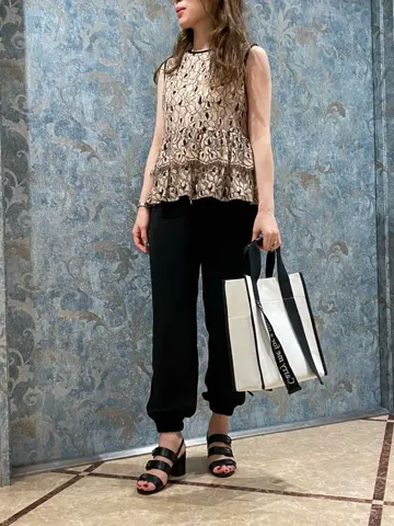 GRACE CONTINENTAL The Banquet 泉　智子 コーディネート画像