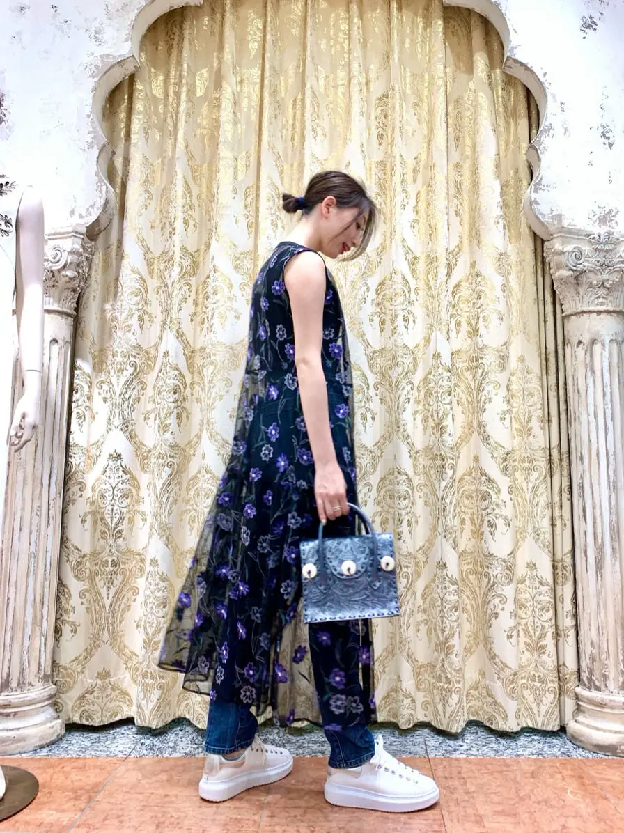 GRACE CONTINENTAL The Banquet eri コーディネート画像