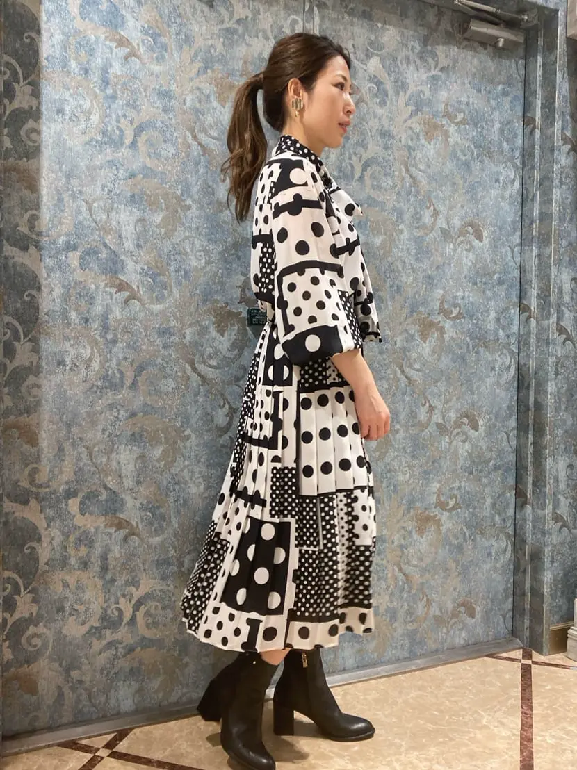 GRACE CONTINENTAL The Banquet 泉　智子 コーディネート画像