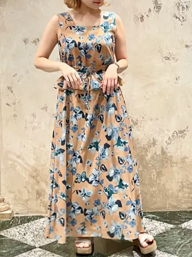 GRACE CONTINENTAL The Banquet SAYUMI Nagashima コーディネート画像