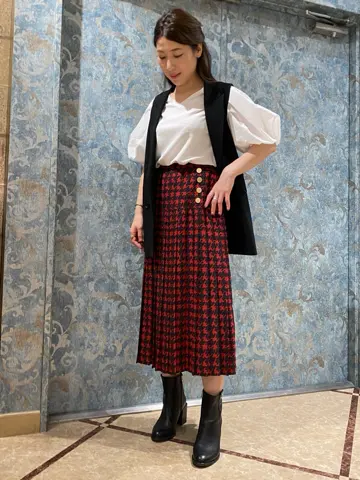 GRACE CONTINENTAL The Banquet 泉　智子 コーディネート画像