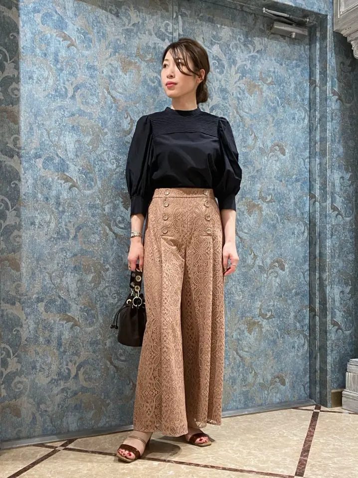 GRACE CONTINENTAL The Banquet 泉　智子 コーディネート画像