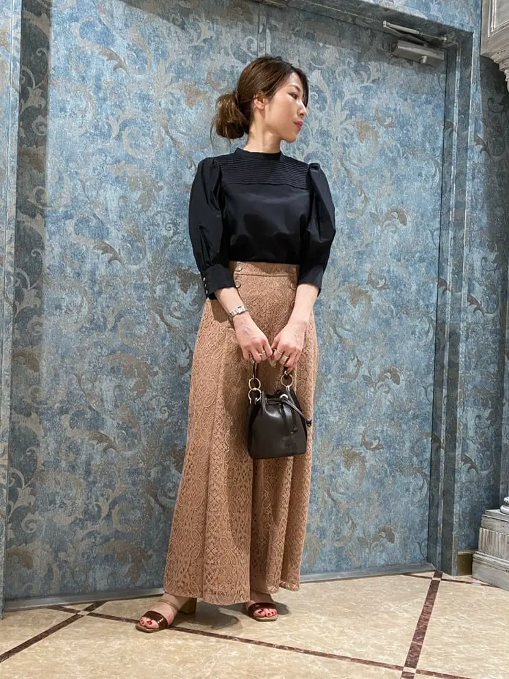 GRACE CONTINENTAL The Banquet 泉　智子 コーディネート画像