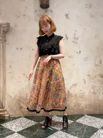 GRACE CONTINENTAL The Banquet SAYUMI Nagashima コーディネート画像