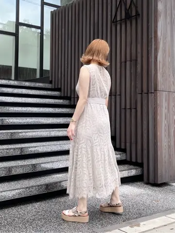 GRACE CONTINENTAL The Banquet SAYUMI Nagashima コーディネート画像