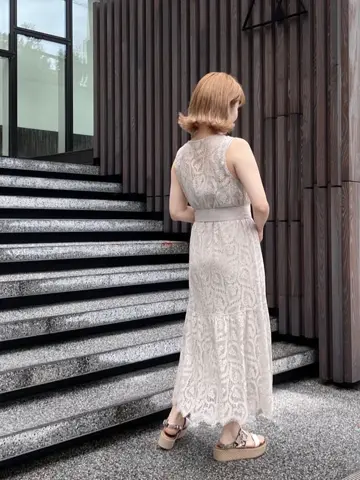 GRACE CONTINENTAL The Banquet SAYUMI Nagashima コーディネート画像