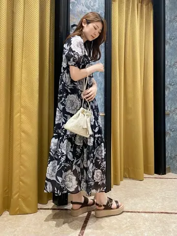 GRACE CONTINENTAL The Banquet Aya. コーディネート画像