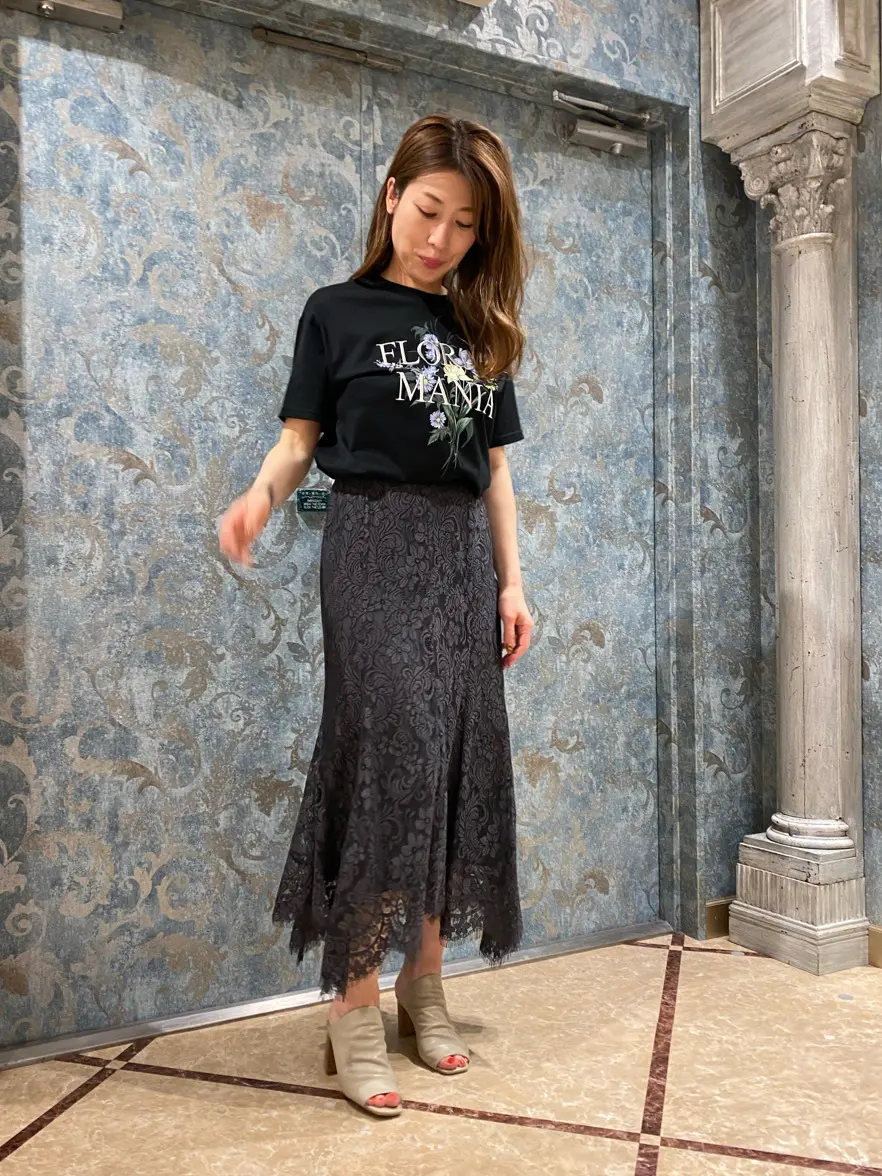 GRACE CONTINENTAL The Banquet 泉　智子 コーディネート画像