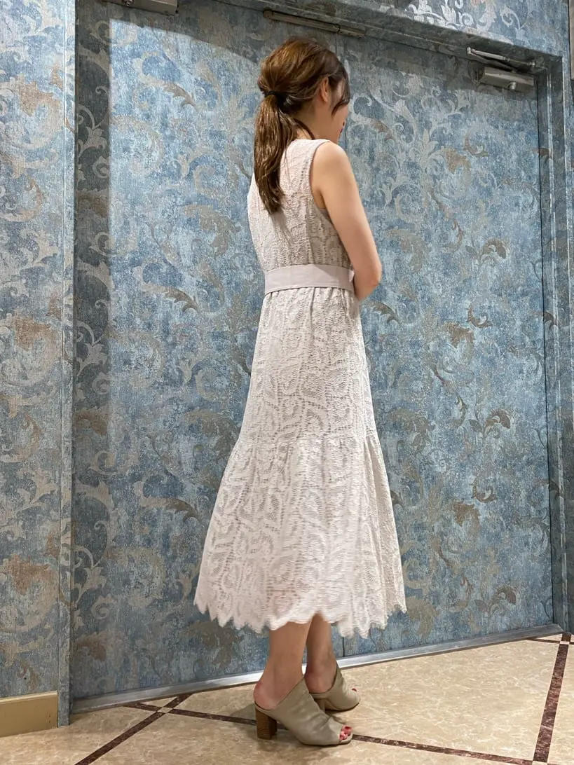 GRACE CONTINENTAL The Banquet 泉　智子 コーディネート画像