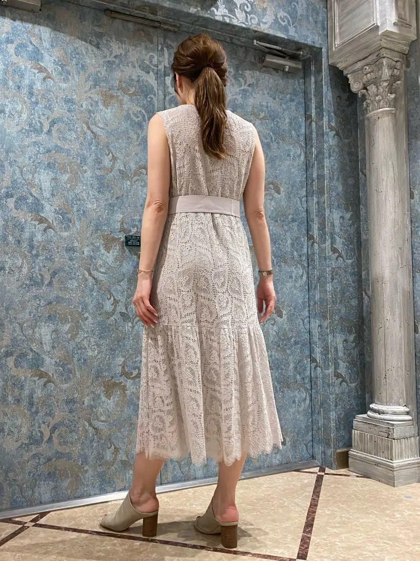 GRACE CONTINENTAL The Banquet 泉　智子 コーディネート画像