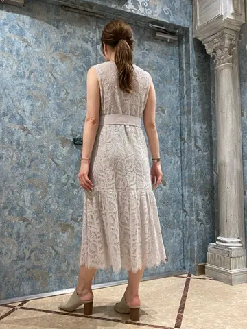 GRACE CONTINENTAL The Banquet 泉　智子 コーディネート画像