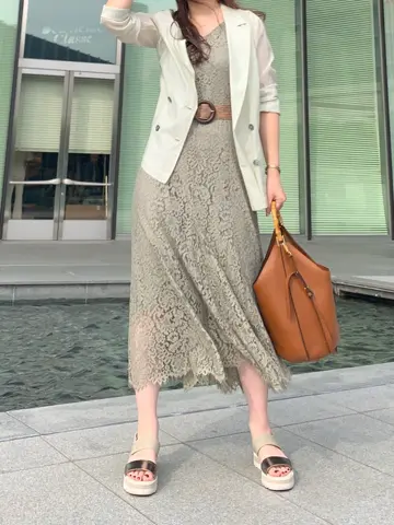 GRACE CONTINENTAL The Banquet 日笠　雅 コーディネート画像