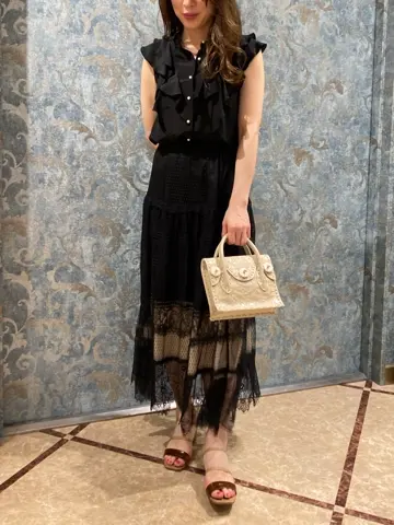 GRACE CONTINENTAL The Banquet 泉　智子 コーディネート画像