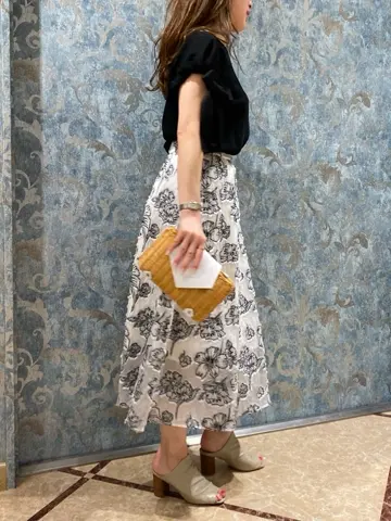 GRACE CONTINENTAL The Banquet 泉　智子 コーディネート画像