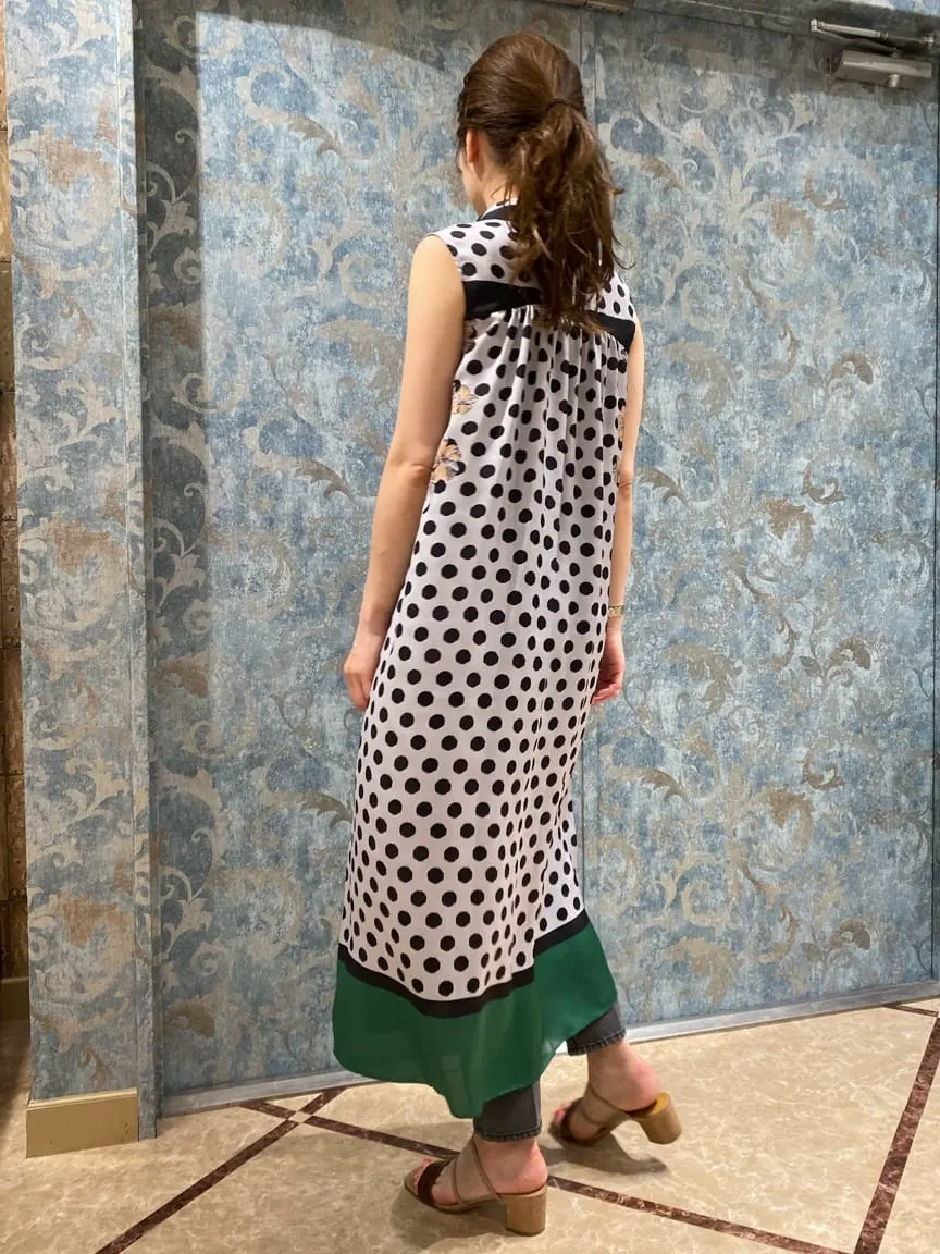 GRACE CONTINENTAL The Banquet 泉　智子 コーディネート画像