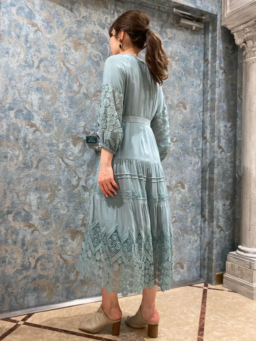 GRACE CONTINENTAL The Banquet 泉　智子 コーディネート画像