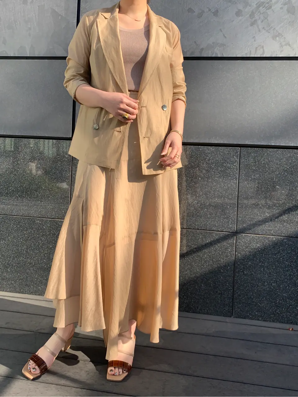 GRACE CONTINENTAL The Banquet 日笠　雅 コーディネート画像