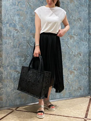 GRACE CONTINENTAL The Banquet 泉　智子 コーディネート画像